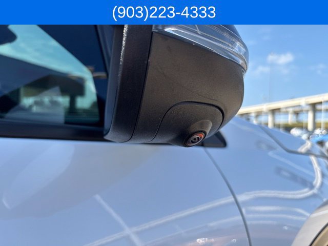 Used 2026 Chevrolet Traverse RS w/ LPO, Floor Liner Package FWD image 17