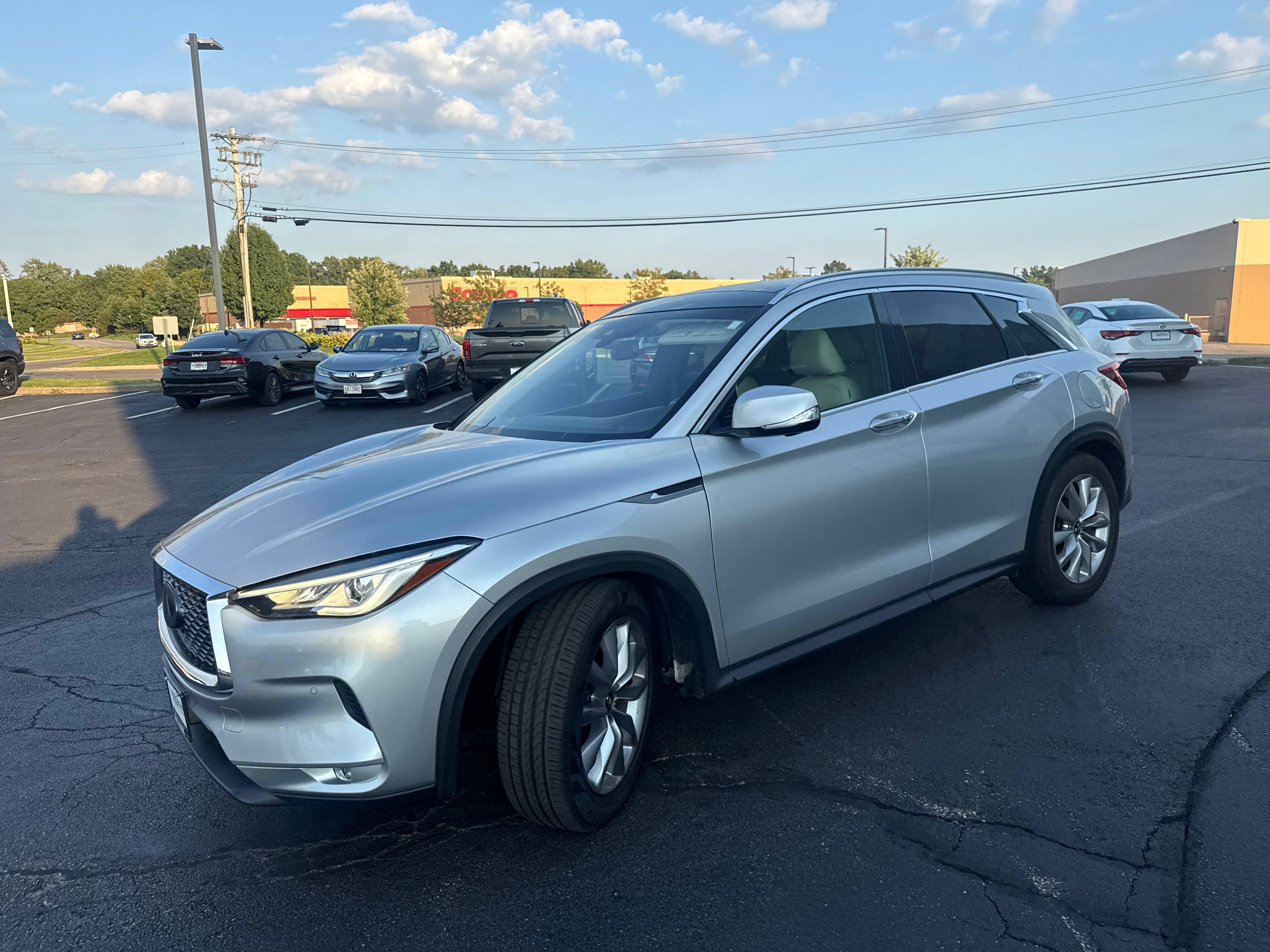 Used 2020 INFINITI QX50 Essential AWD/4WD image 15