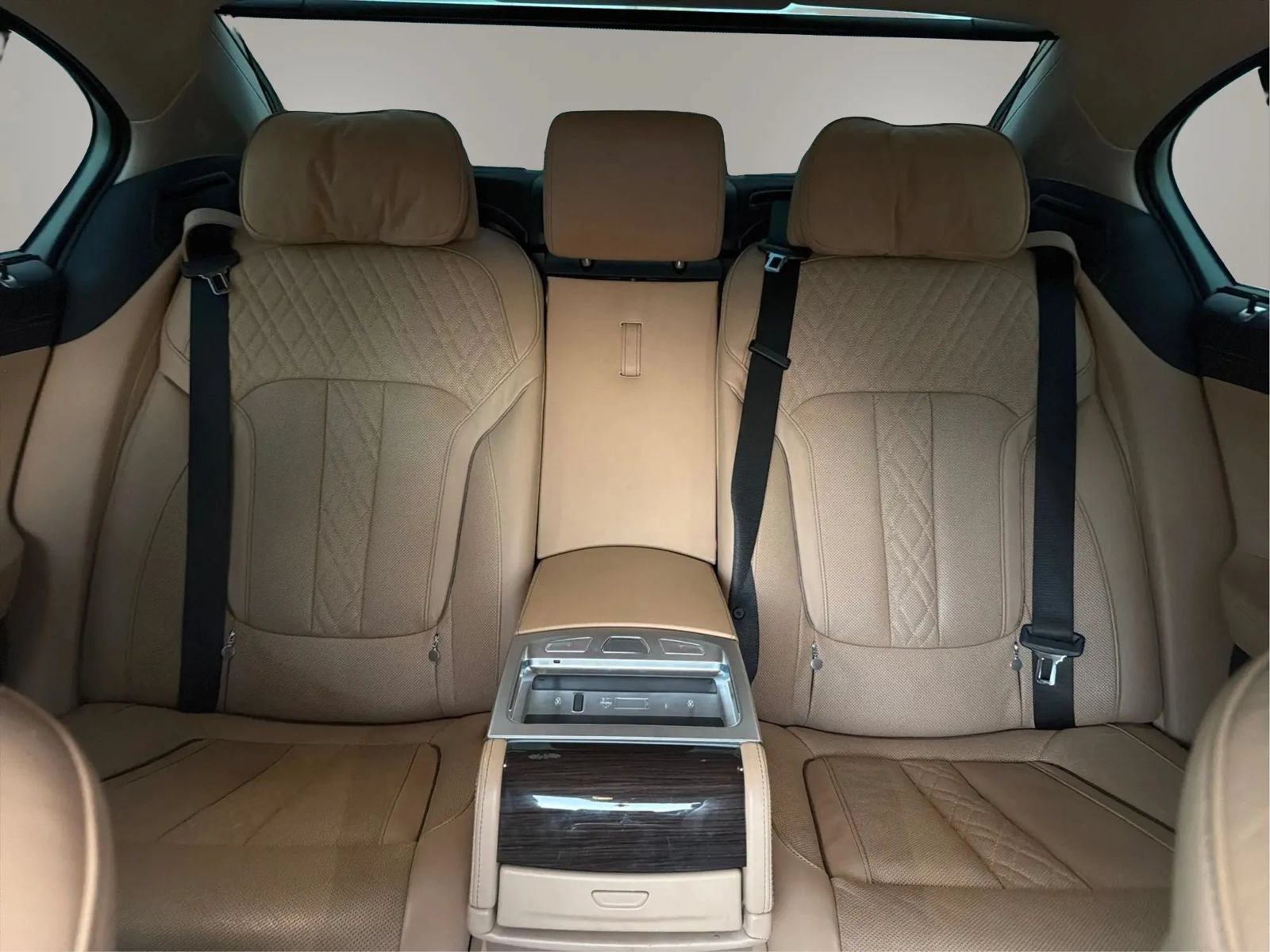 Used 2017 BMW 740i xDrive AWD/4WD image 17