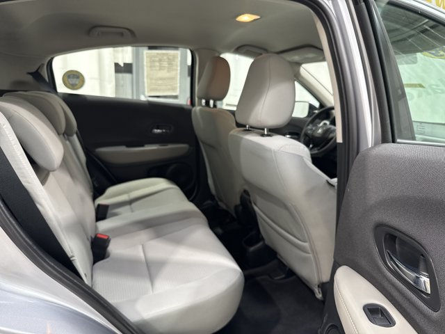 Used 2019 Honda HR-V LX image 25