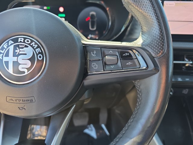 Used 2024 Alfa Romeo Tonale Ti AWD/4WD image 22