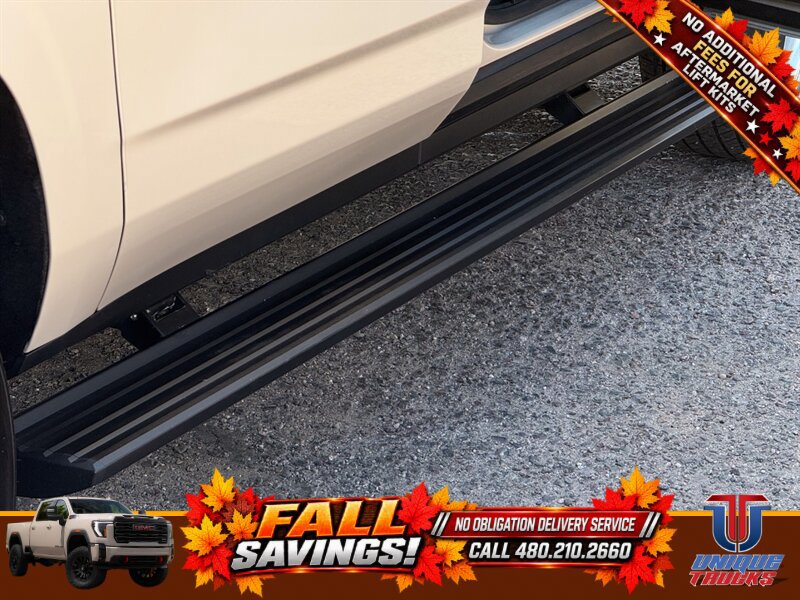 Used 2022 Chevrolet Suburban High Country AWD/4WD image 11