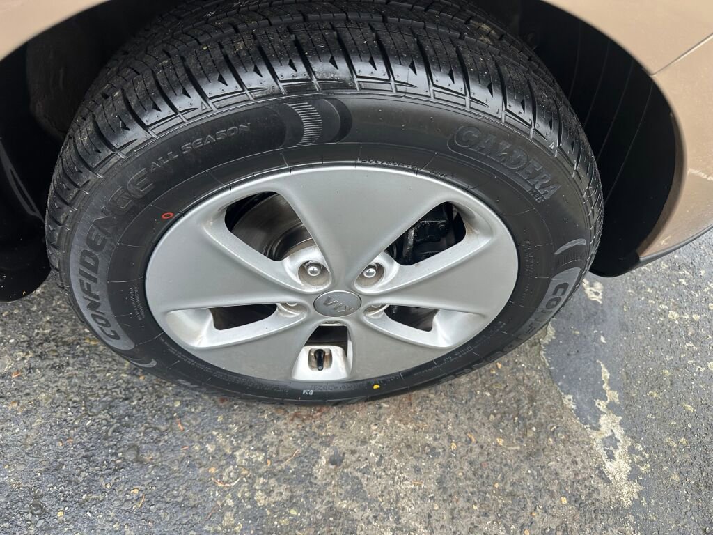 Used 2015 Kia Soul image 14