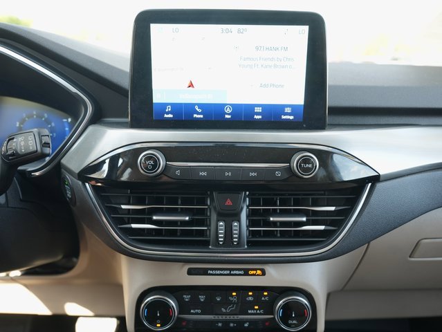 Used 2022 Ford Escape Titanium image 20