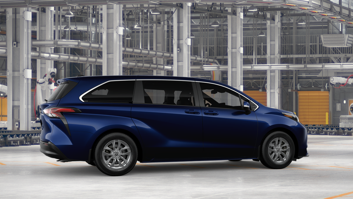 New 2026 Toyota Sienna LE FWD image 13