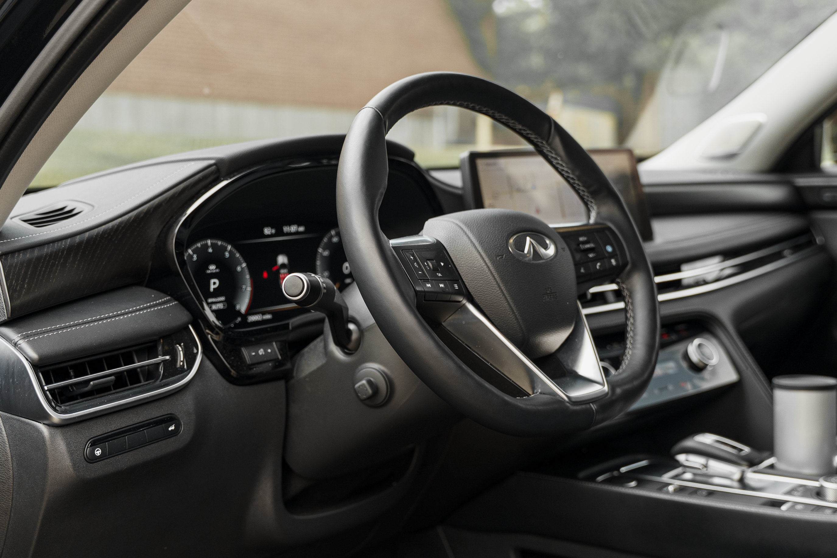Used 2024 INFINITI QX60 Sensory w/ Cargo Package AWD/4WD image 9