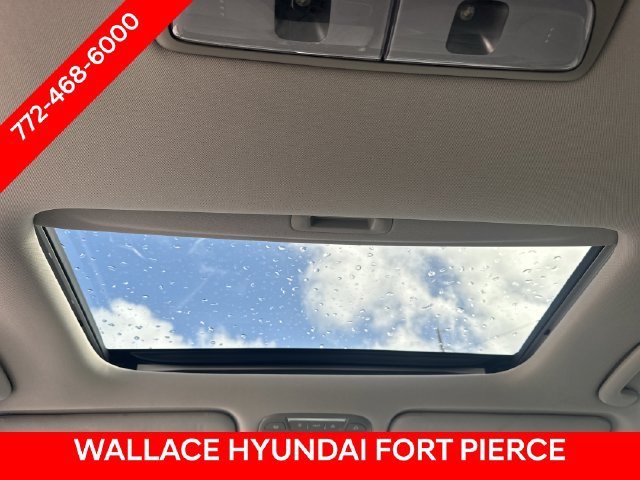 Used 2022 Kia Telluride S FWD image 15