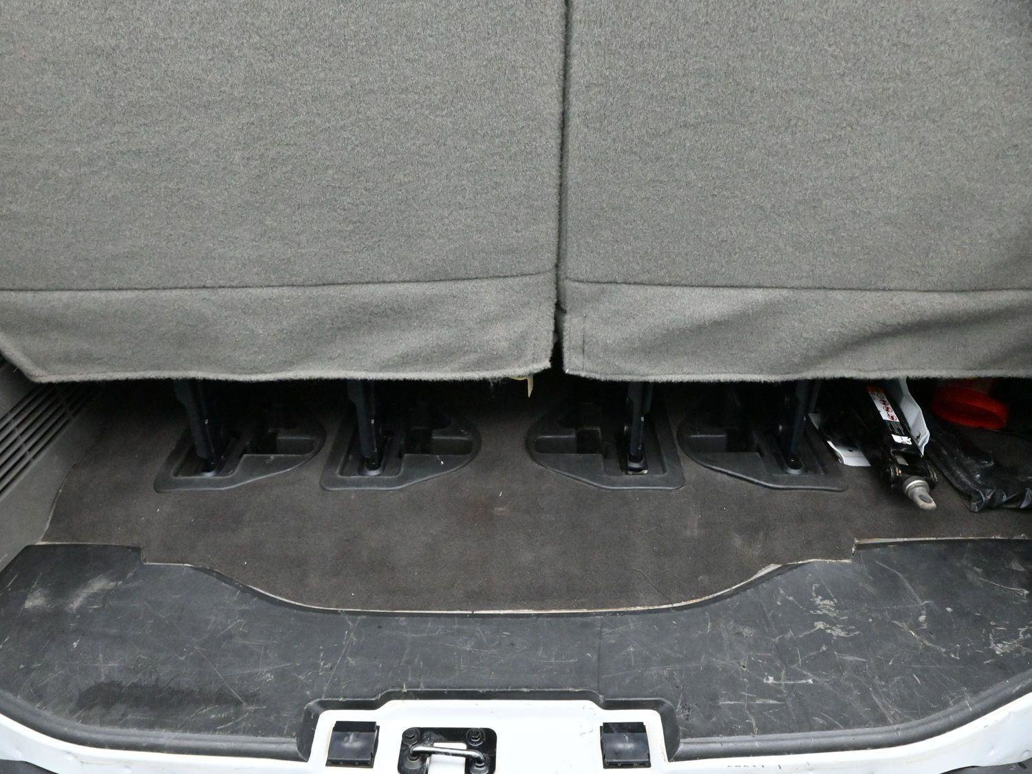 Used 2025 Chevrolet Express 3500 LS image 9