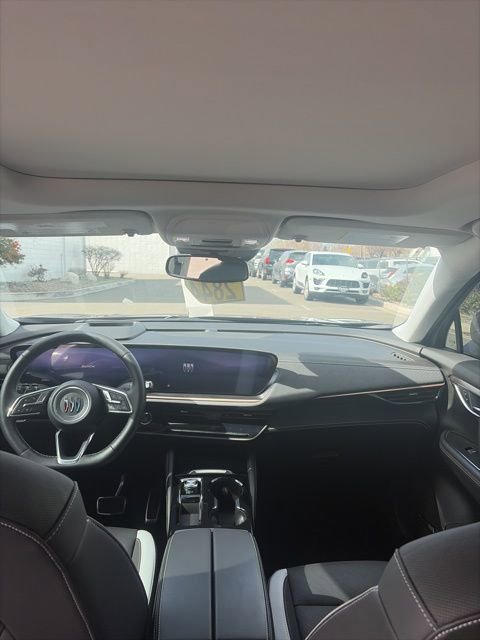 Used 2024 Buick Envision Sport Touring image 18