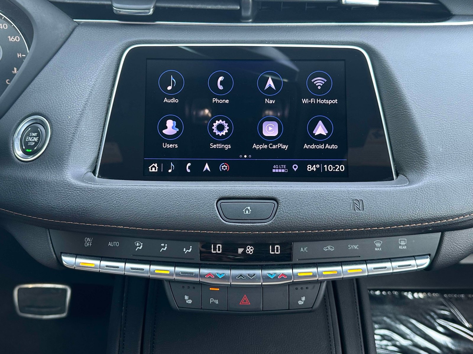 Used 2019 Cadillac XT4 Sport w/ LPO, Midnight Sport Package AWD/4WD image 8