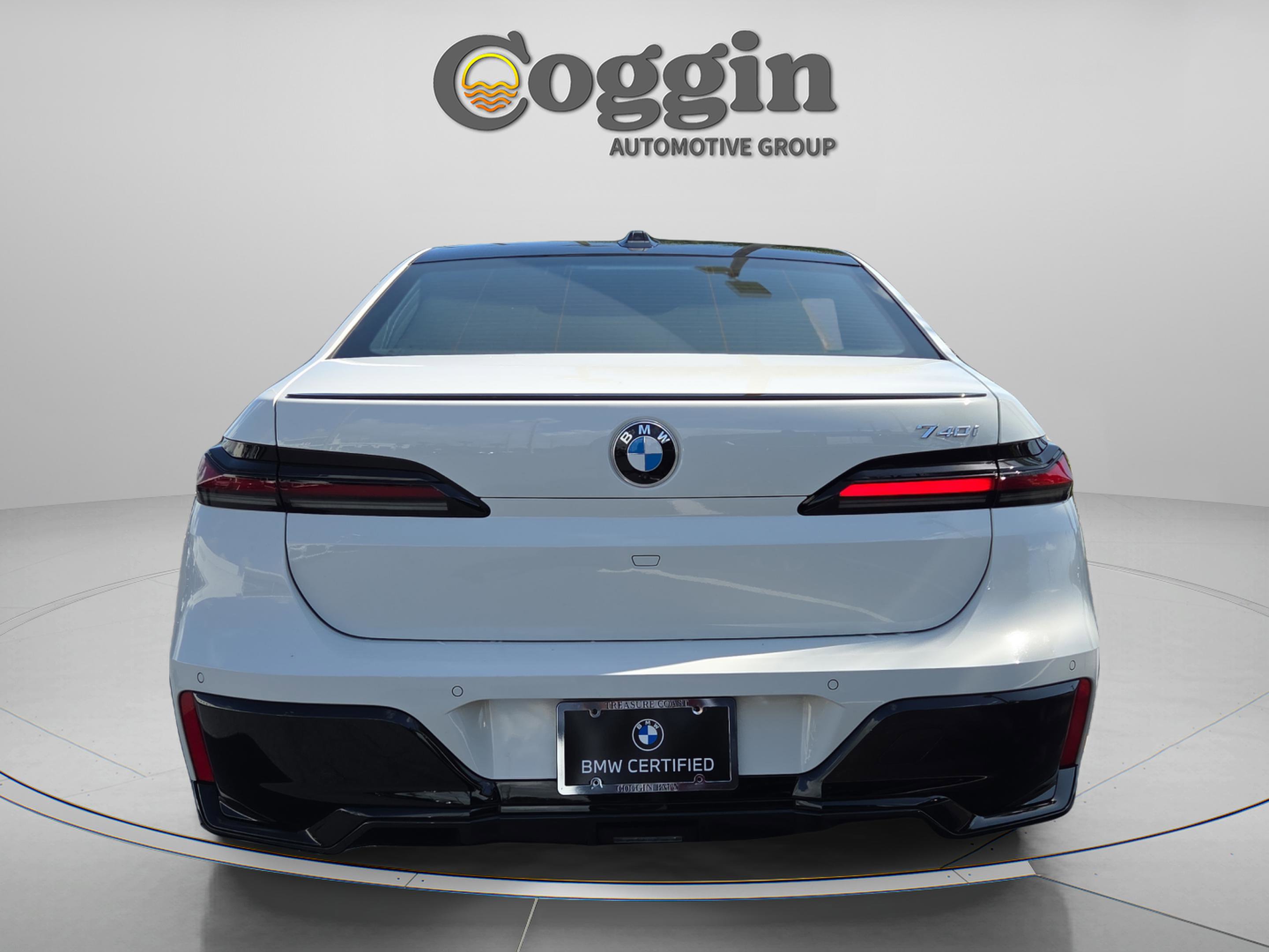 Certified 2023 BMW 740i RWD image 4