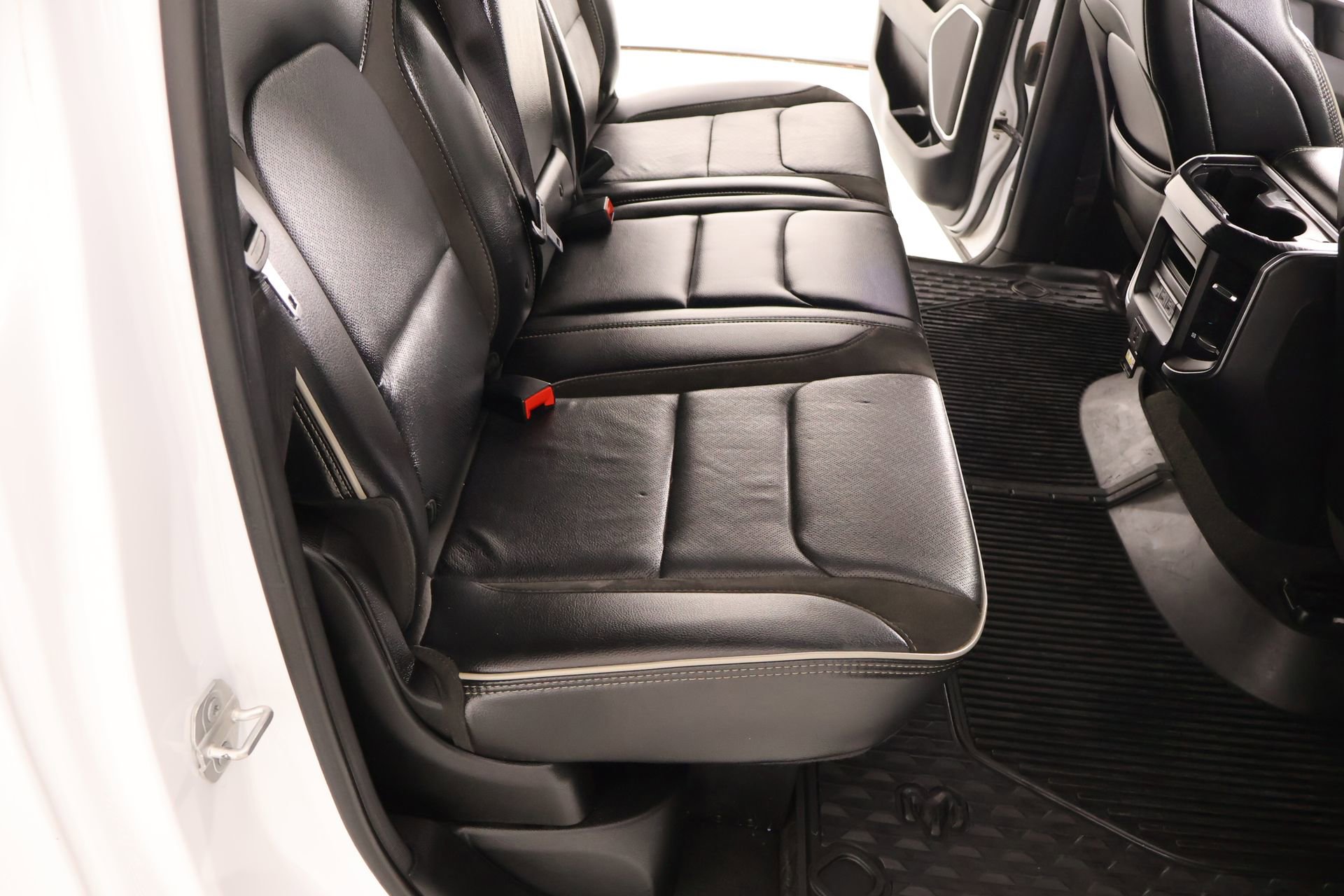 Used 2023 RAM 1500 Laramie AWD/4WD image 15