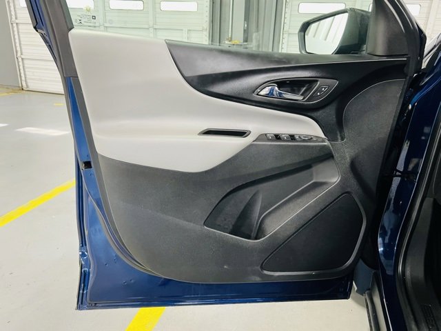Used 2022 Chevrolet Equinox LS image 22