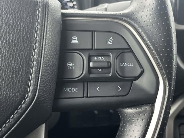 Used 2025 Toyota Tundra SR5 w/ SR5 Convenience Package AWD/4WD image 27