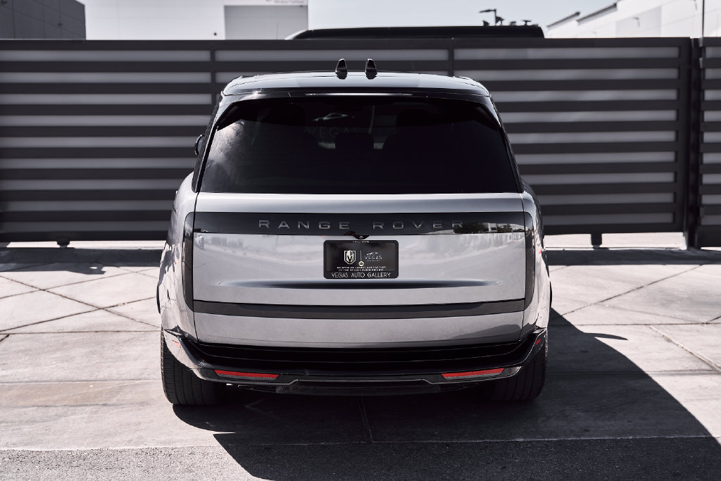 Used 2024 Land Rover Range Rover SE AWD/4WD image 10