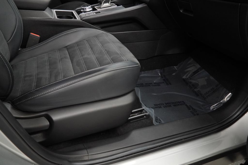 Used 2024 Mitsubishi Outlander SE image 51