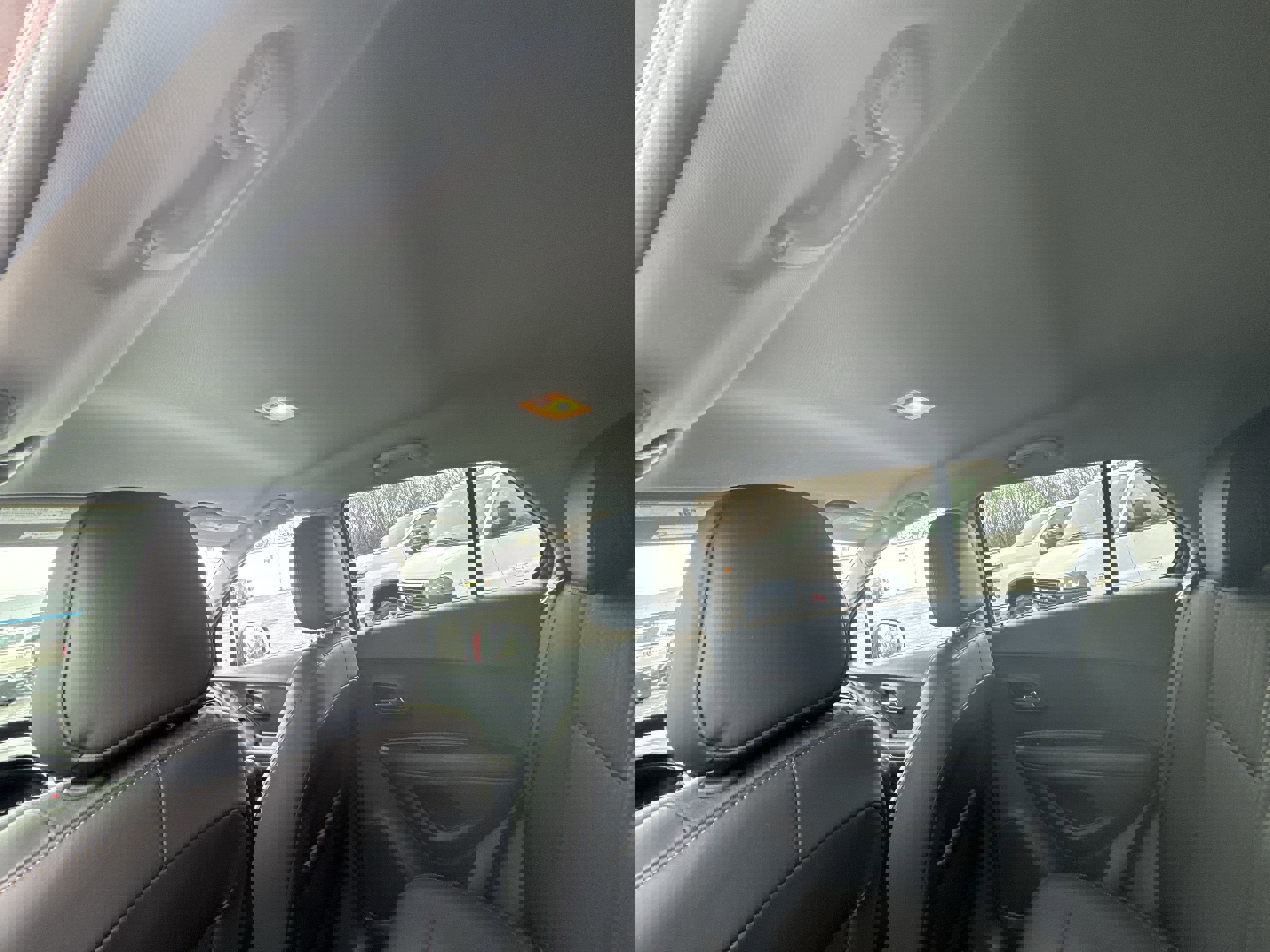 Used 2022 Chevrolet Trax LT w/ LT Convenience Package image 19