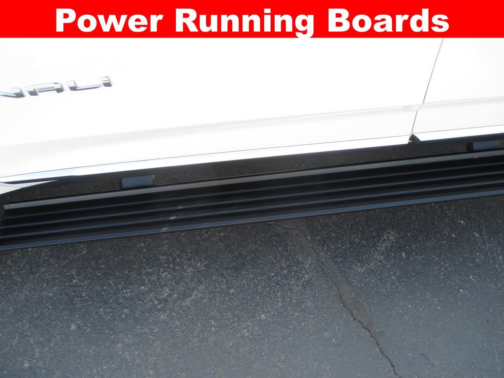 Used 2021 GMC Yukon Denali w/ Denali Premium Package image 15