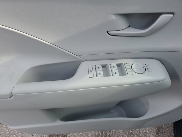 New 2026 Hyundai Kona SE AWD/4WD image 18