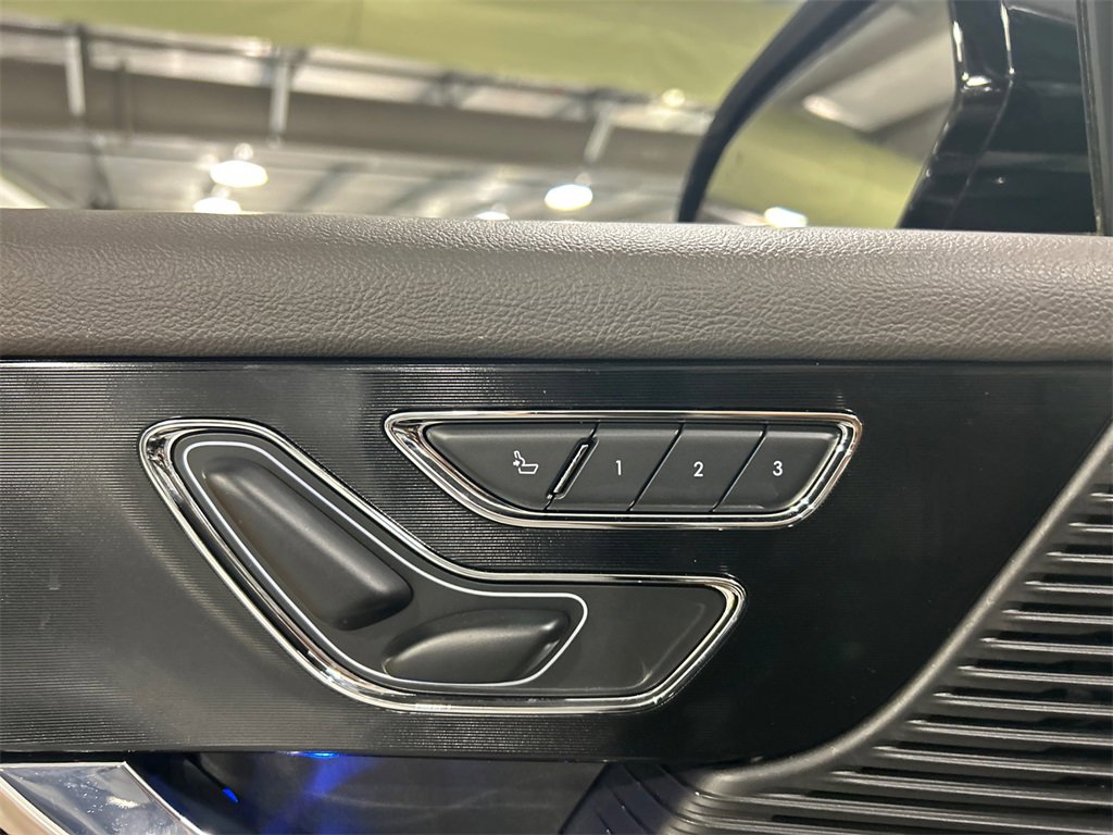 Certified 2022 Lincoln Corsair AWD w/ Premium Package image 22