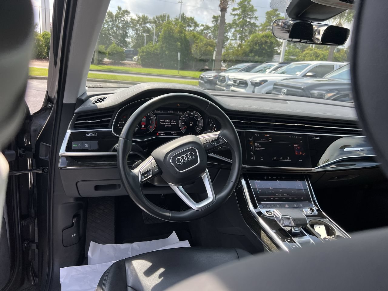 Used 2023 Audi Q7 2.0T Premium w/ Convenience Package AWD/4WD image 30