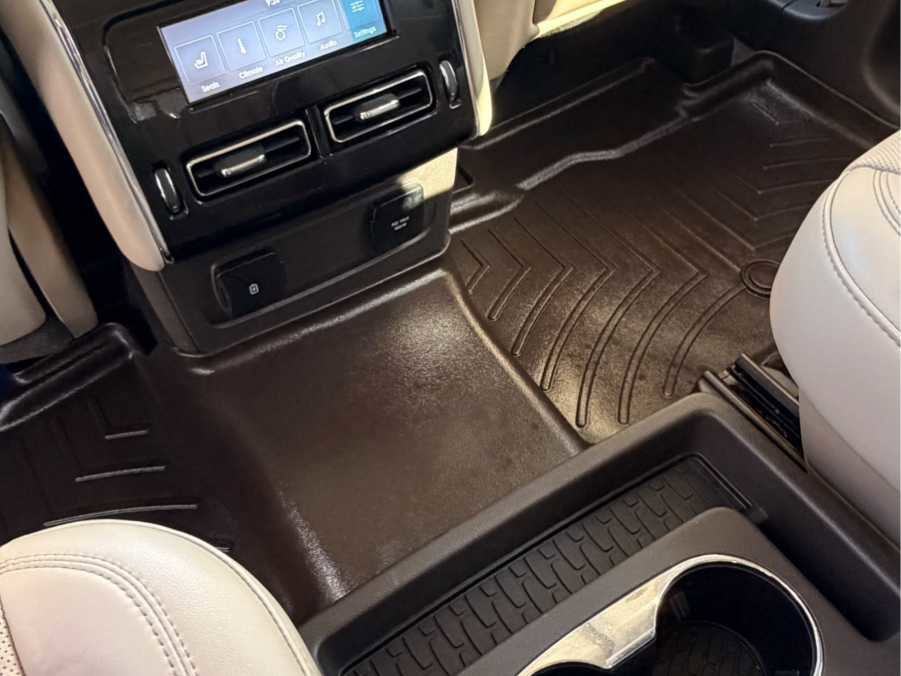Used 2022 Lincoln Aviator Reserve w/ Equipment Group 201A AWD/4WD image 14
