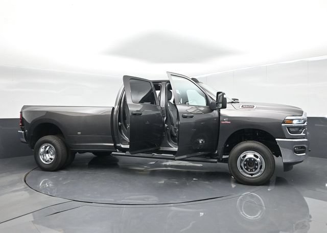 New 2026 RAM 3500 Tradesman AWD/4WD image 67