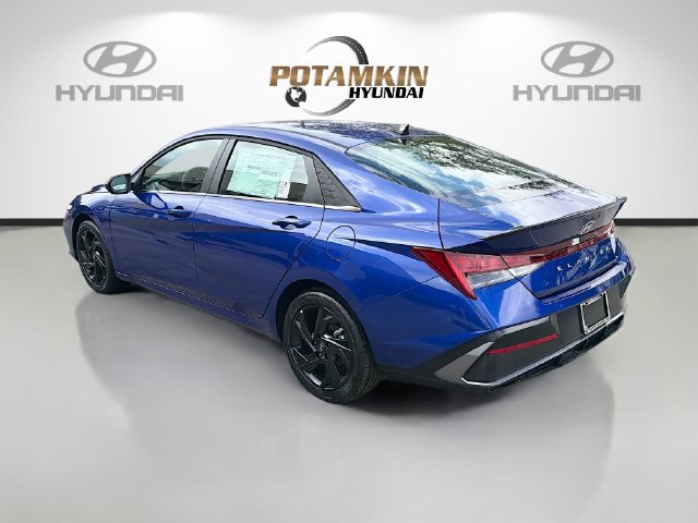 New 2026 Hyundai Elantra SEL Sport Premium FWD image 7