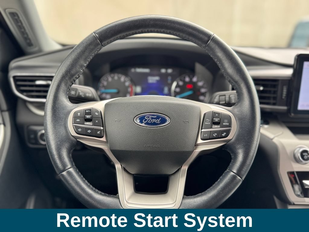 Used 2022 Ford Explorer XLT w/ Equipment Group 202A AWD/4WD image 12