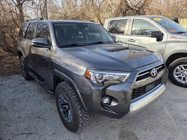 Used 2023 Toyota 4Runner TRD Off-Road Premium image 3
