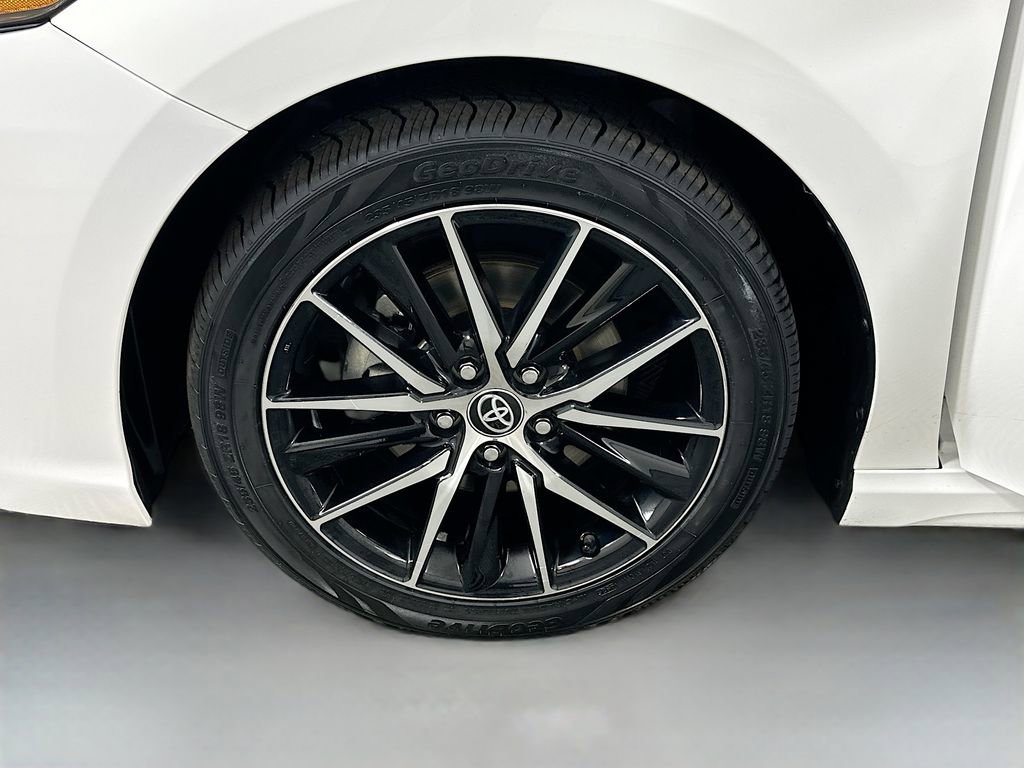 Certified 2024 Toyota Camry SE FWD image 29