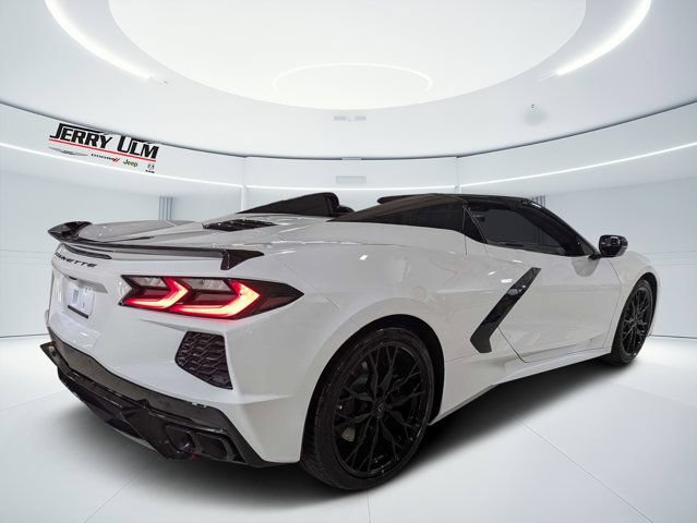 Used 2024 Chevrolet Corvette Stingray Premium Conv RWD image 4