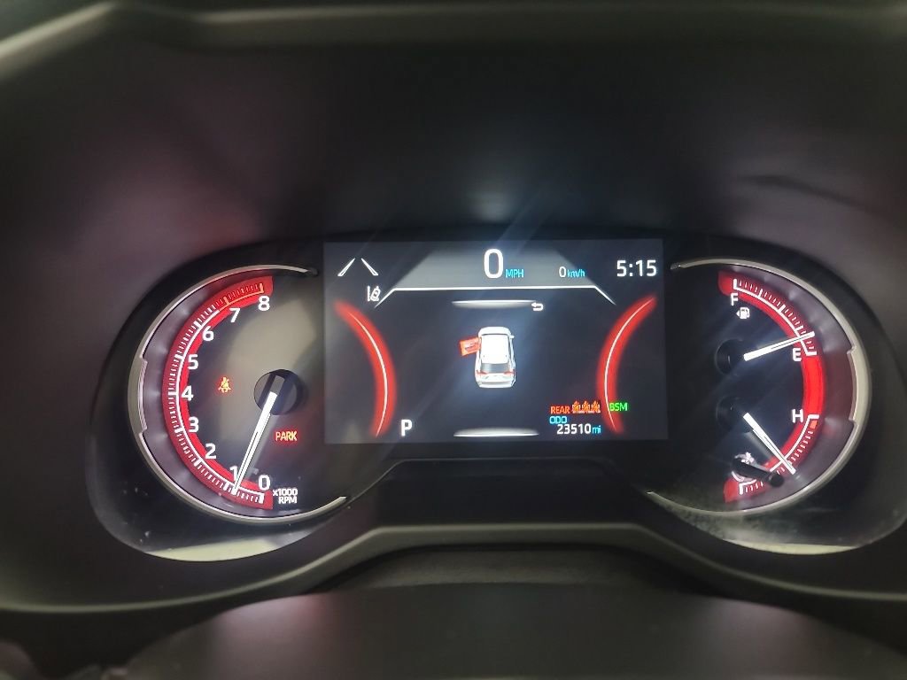 Used 2025 Toyota RAV4 XLE AWD/4WD image 30