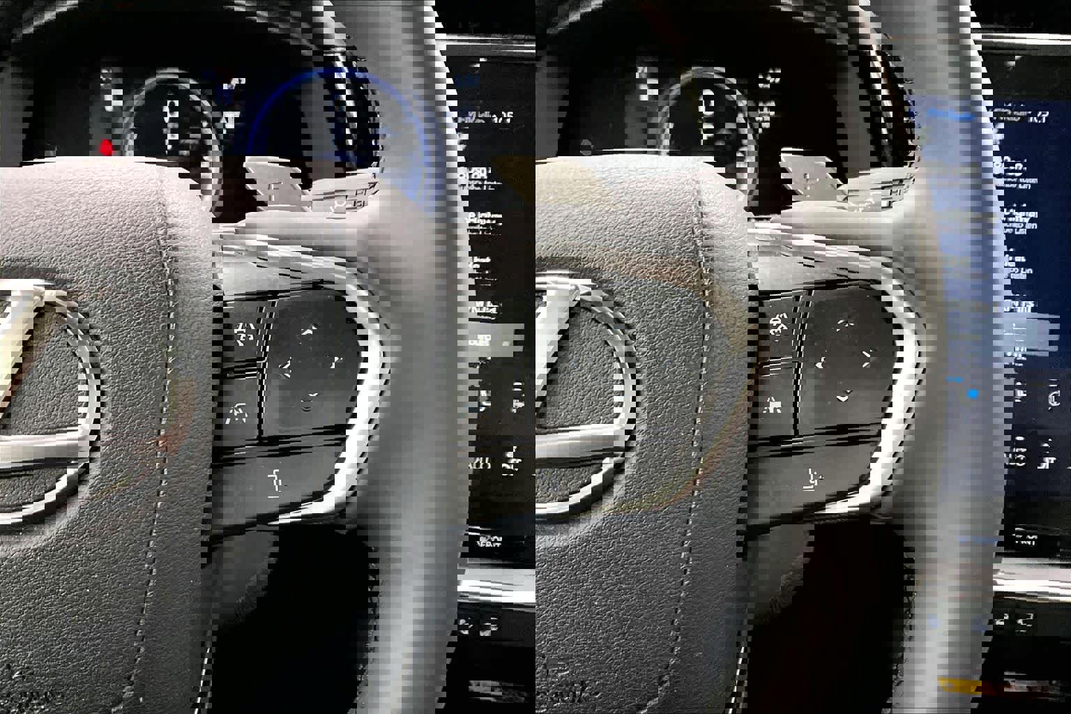 Used 2024 Lexus RZ 300e Premium image 24