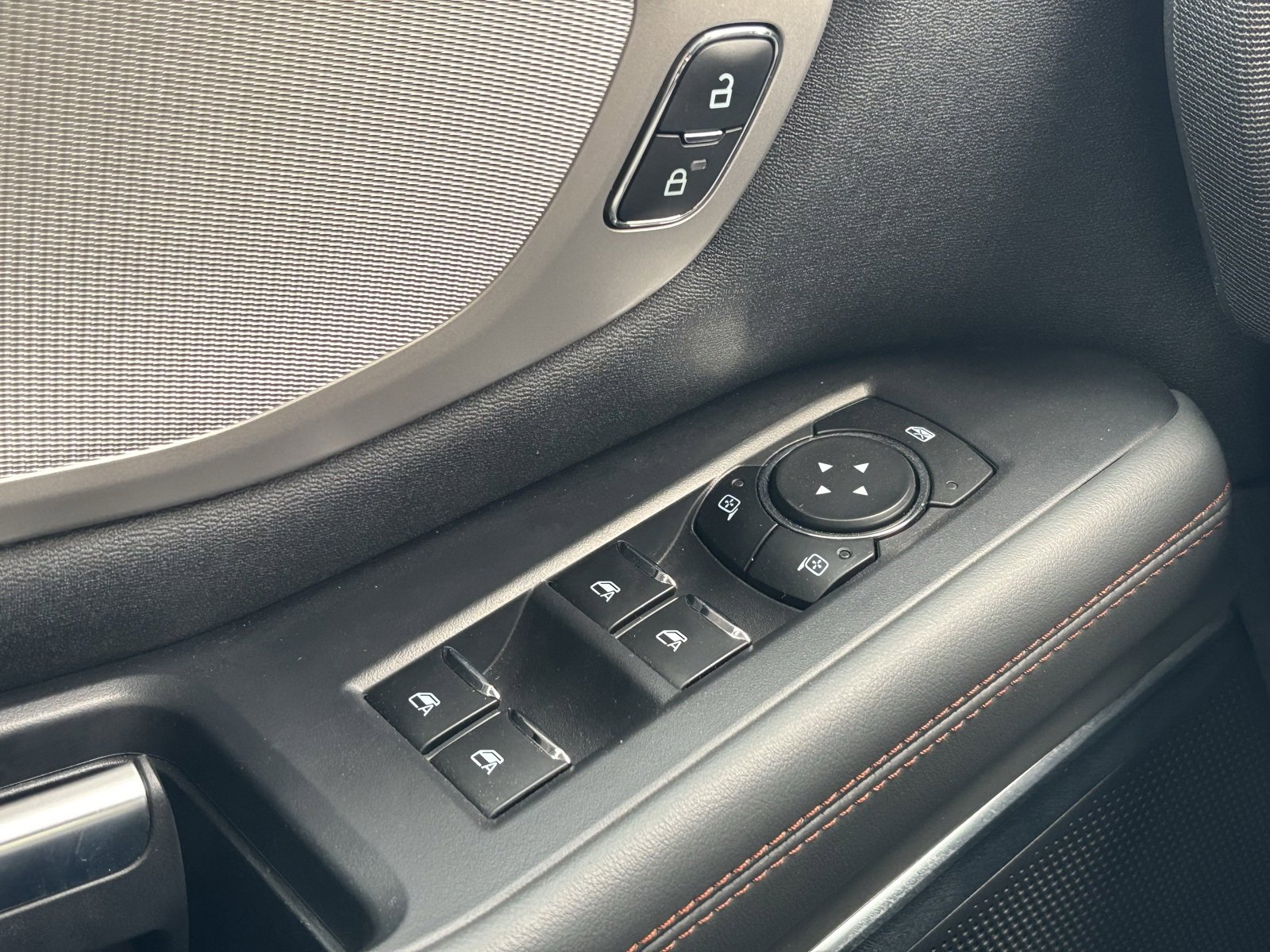 Used 2025 Ford Expedition Max Active image 10