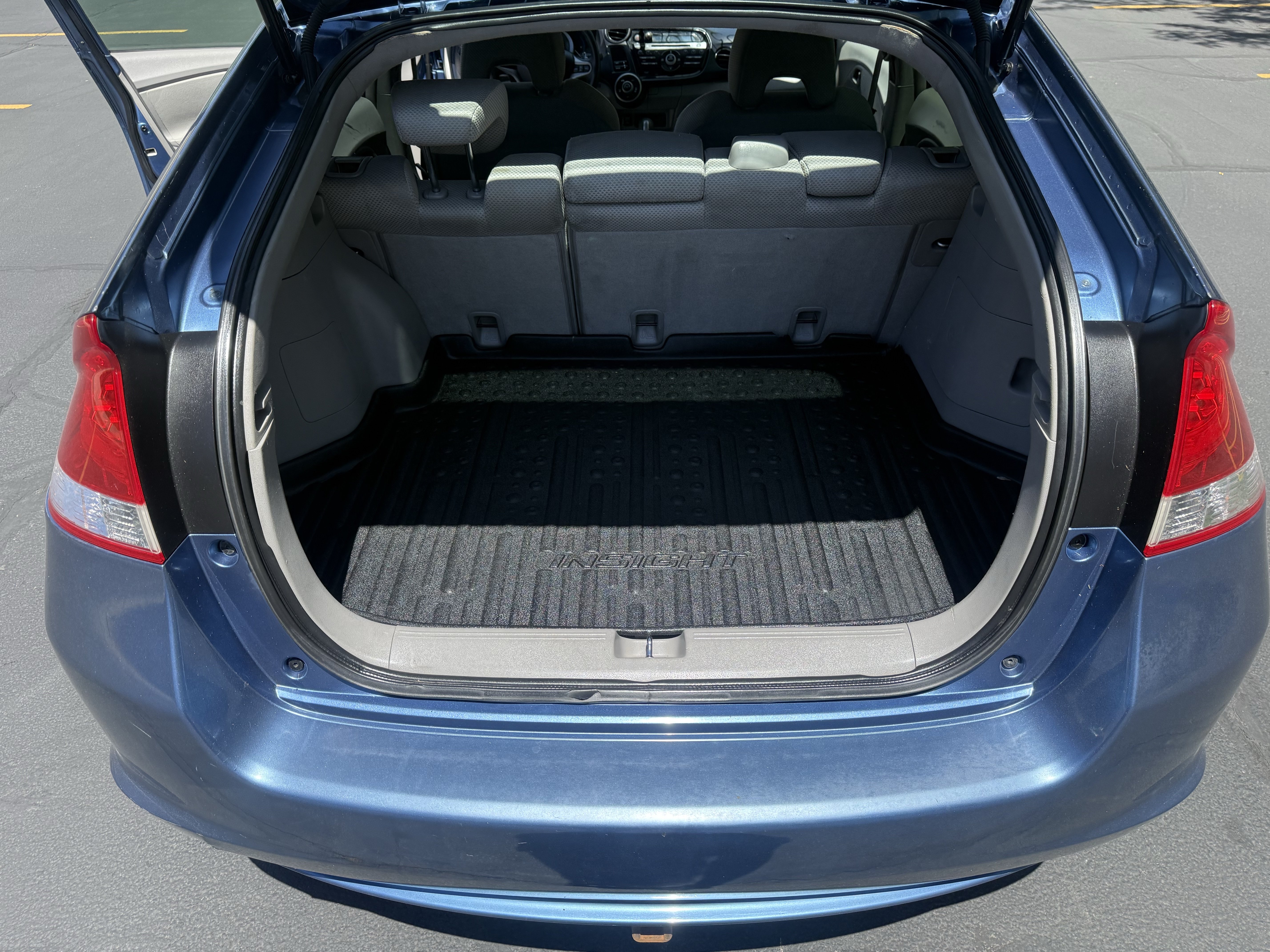 Used 2010 Honda Insight EX image 19