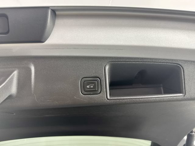 Used 2020 GMC Terrain Denali w/ Denali Premium Package AWD/4WD image 35