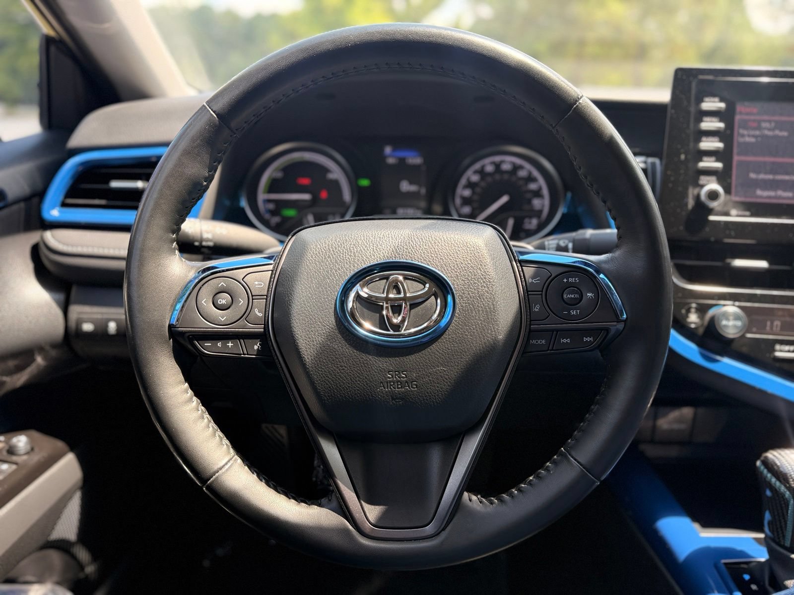 Used 2023 Toyota Camry SE w/ Cold Weather Package FWD image 25