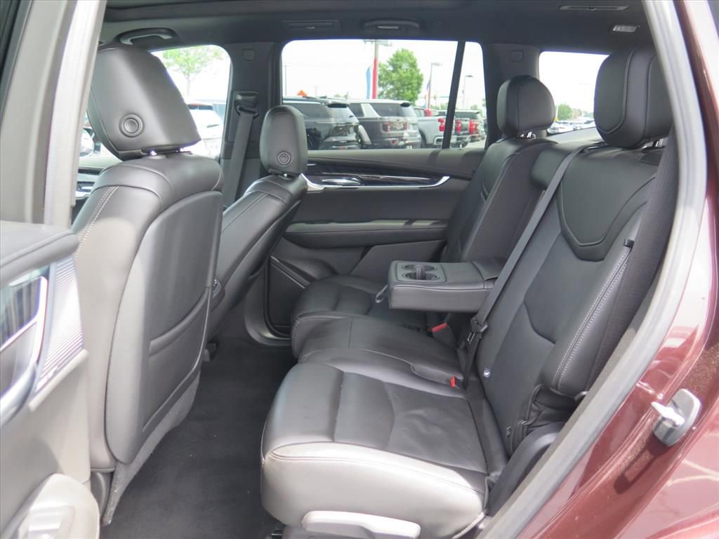 Used 2023 Cadillac XT6 Premium Luxury FWD image 23