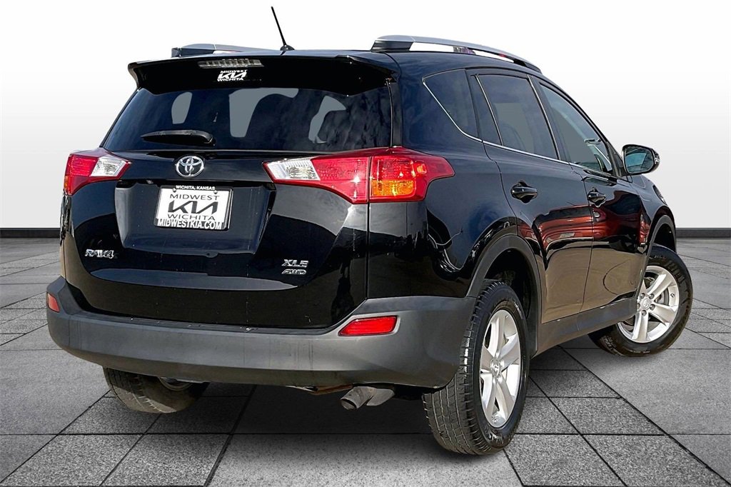 Used 2013 Toyota RAV4 XLE image 13