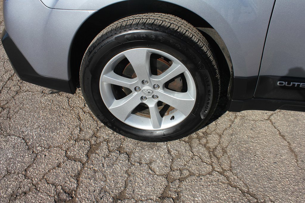 Used 2013 Subaru Outback 2.5i Premium image 56