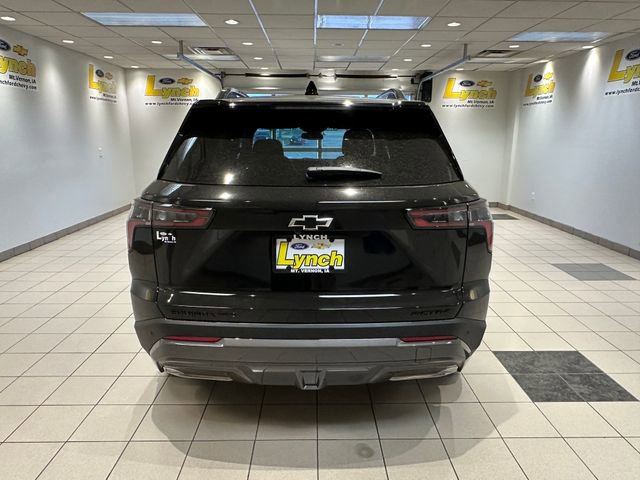 New 2026 Chevrolet Equinox ACTIV w/ Convenience Package III AWD/4WD image 22