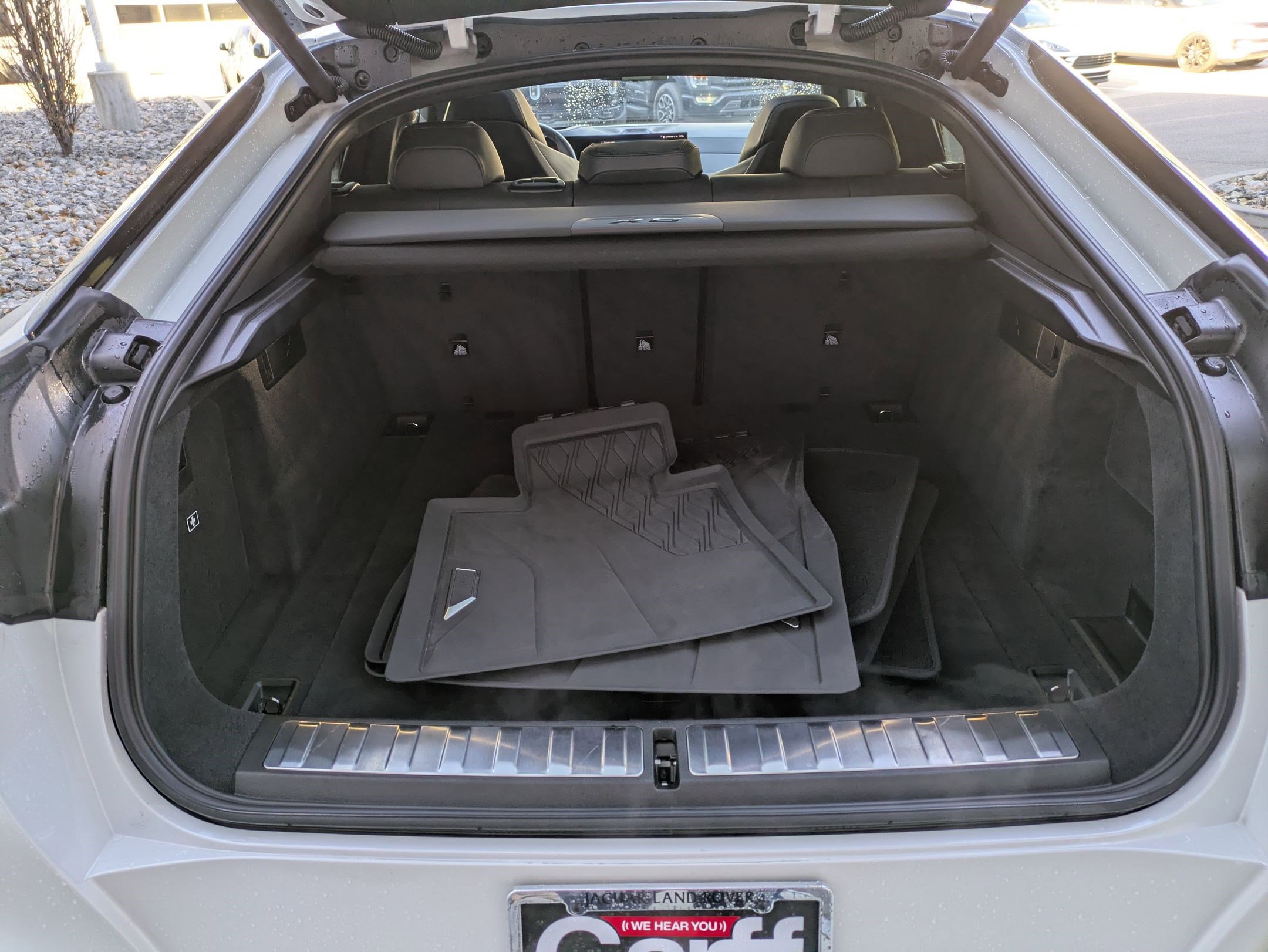 Used 2025 BMW X6 M Competition w/ Executive Package image 31