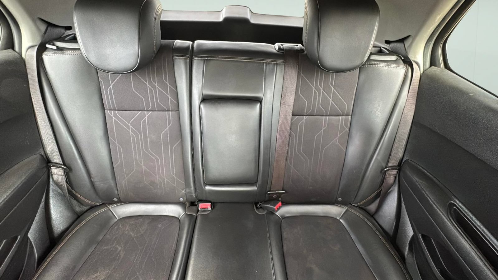 Used 2019 Chevrolet Trax LT w/ LT Convenience Package FWD image 24