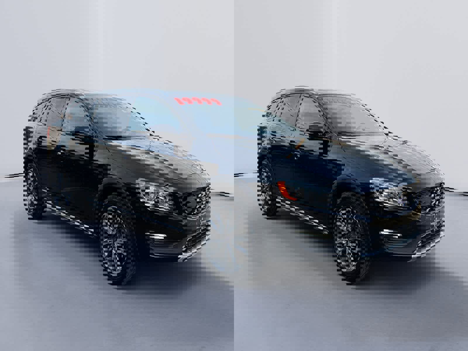 Used 2018 Volvo V60 T5 Cross Country w/ Convenience Package