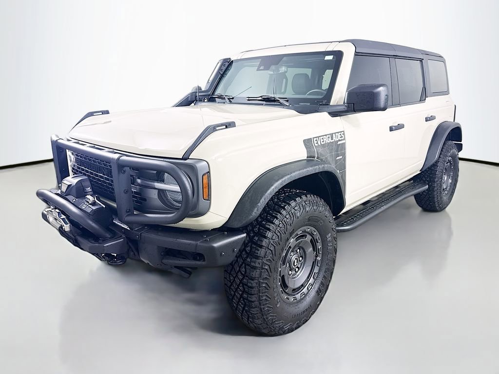 Used 2022 Ford Bronco Everglades AWD/4WD image 3