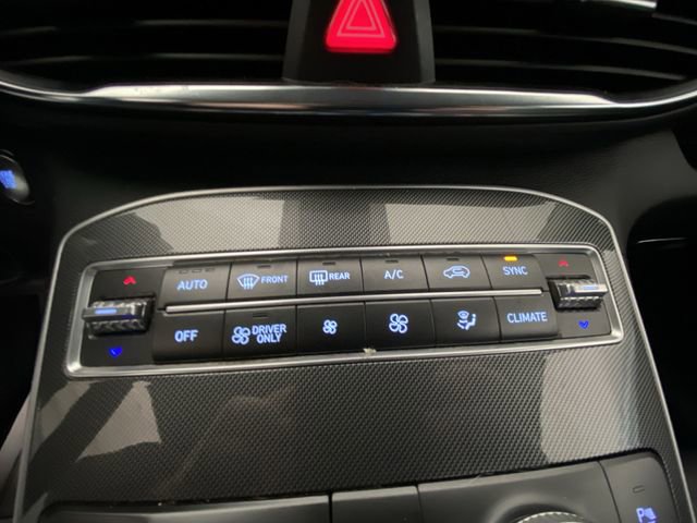Used 2022 Hyundai Santa Fe Blue image 18