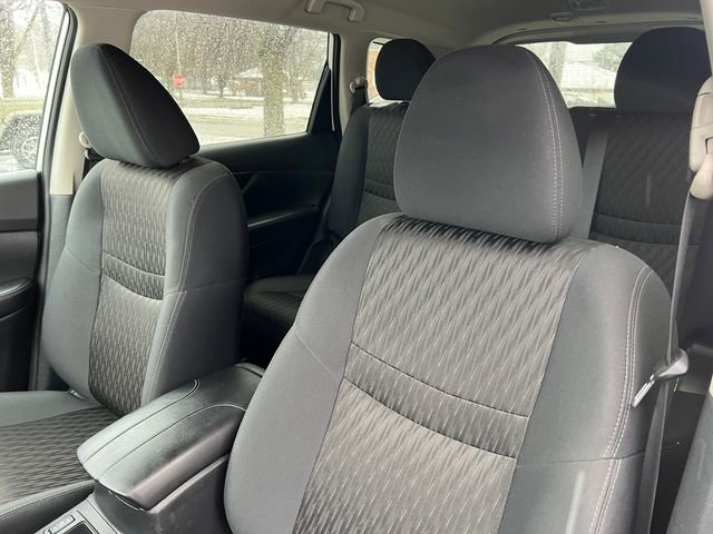 Used 2020 Nissan Rogue SV image 13