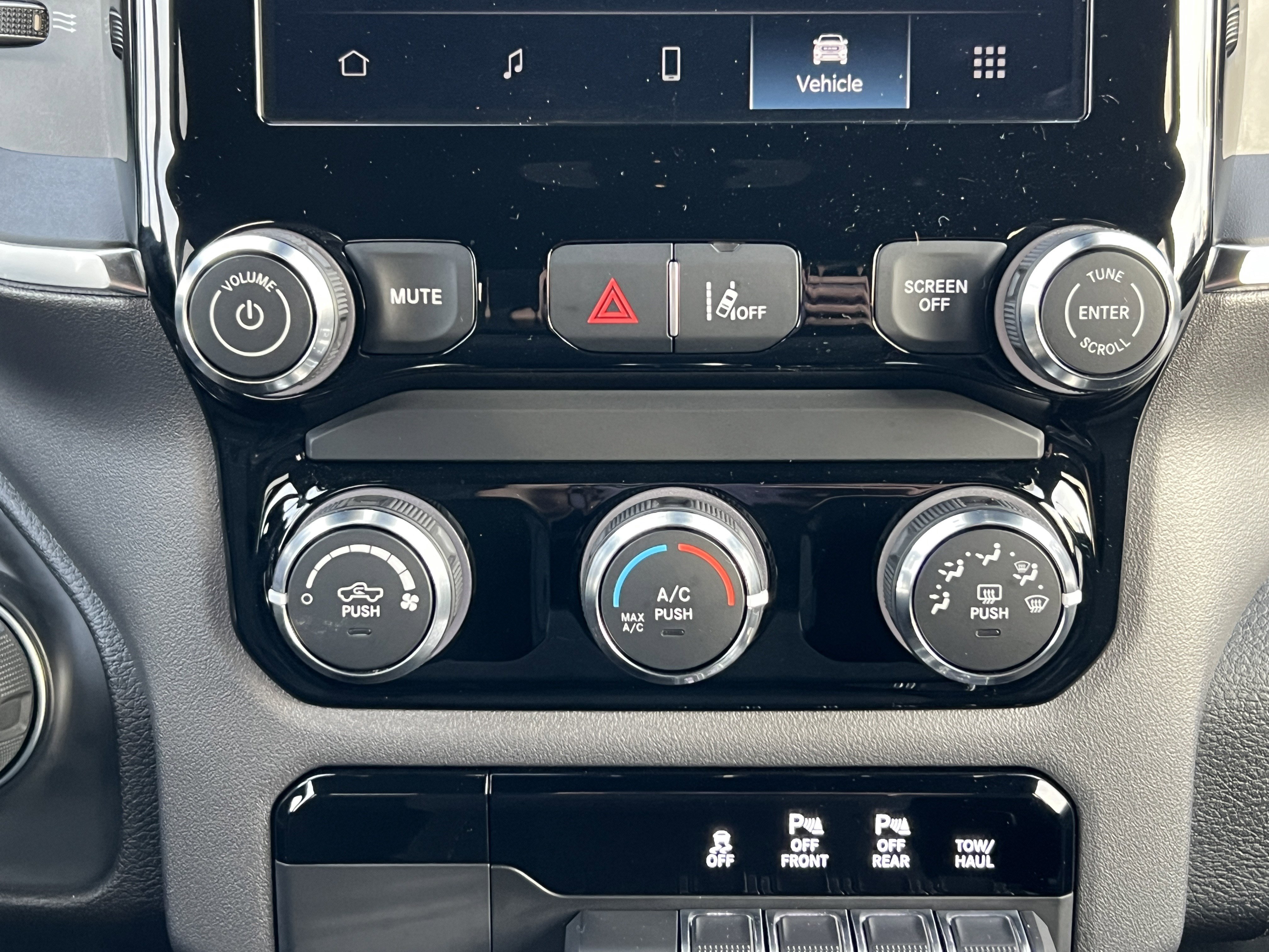 Used 2025 RAM 1500 Big Horn image 28