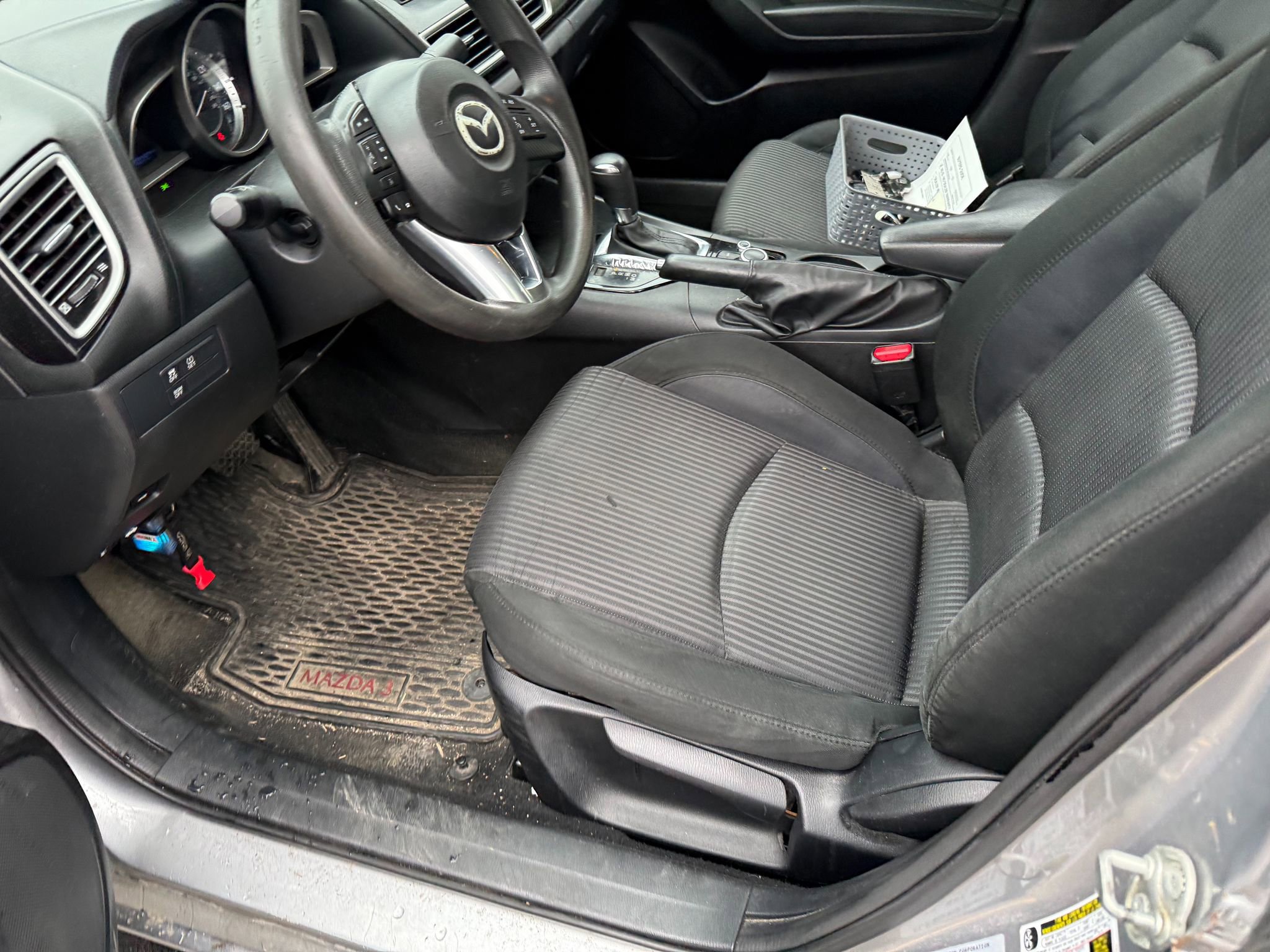 Used 2016 MAZDA MAZDA3 i Sport w/ Preferred Equipment Package image 5